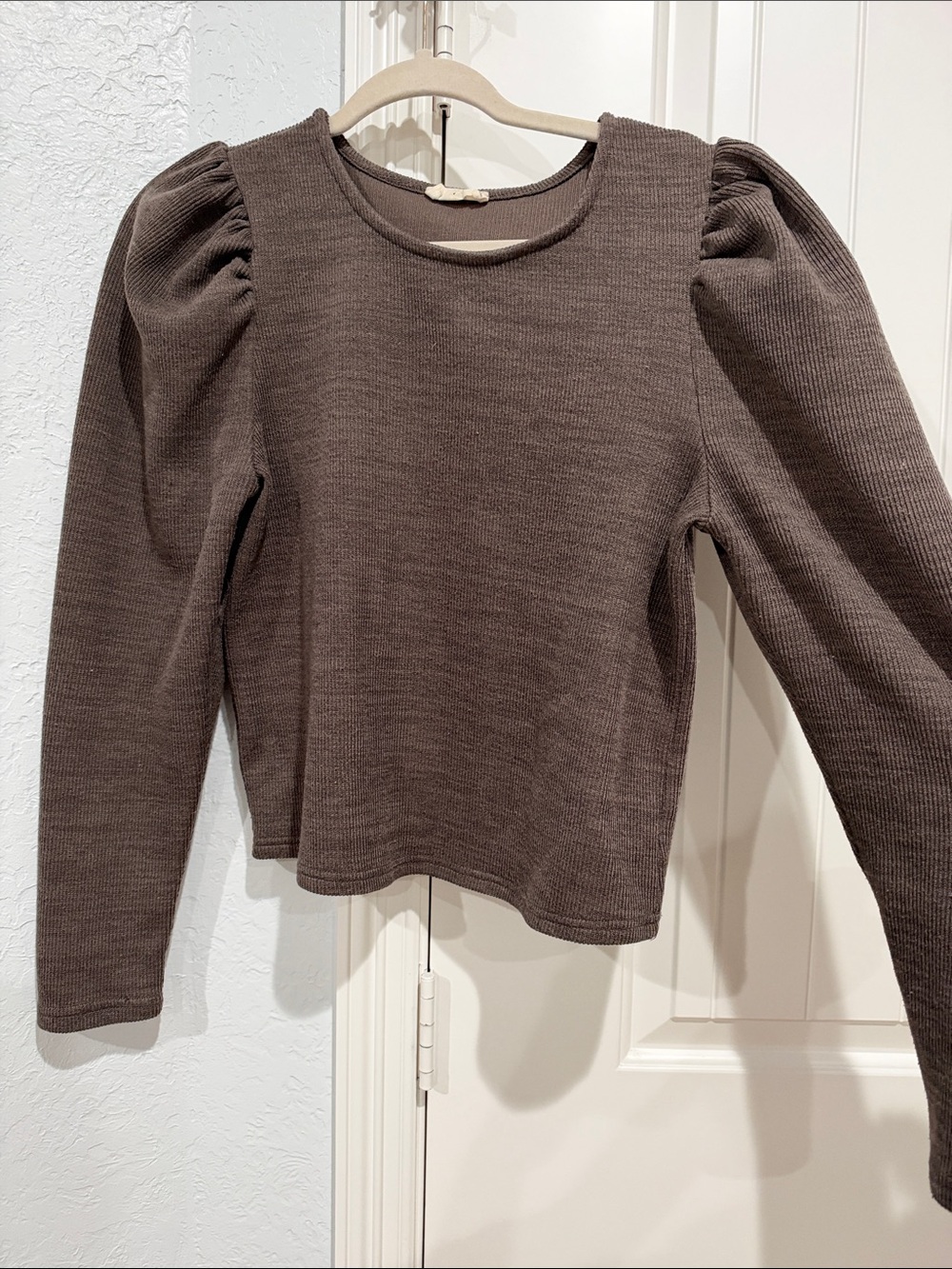 Puff-Sleeve Waffle Knit Long Sleeve Top - Brown